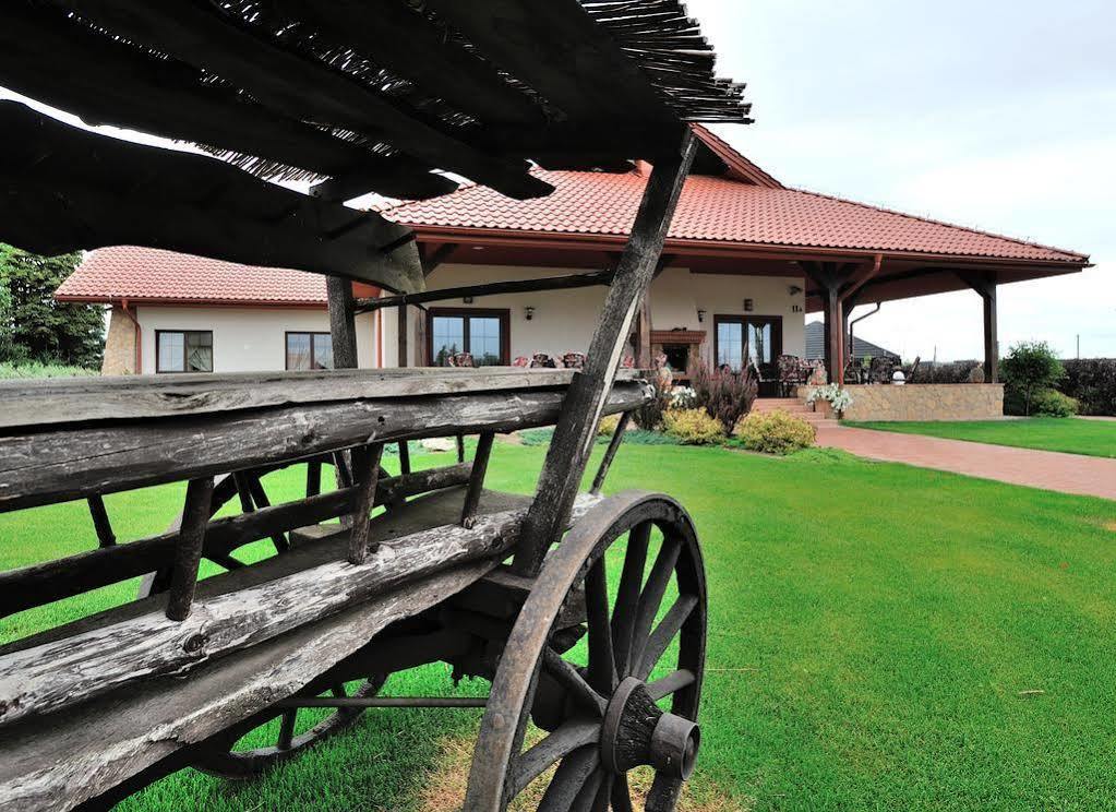 Kazimierówka Hotel Dwor Choiny מראה חיצוני תמונה