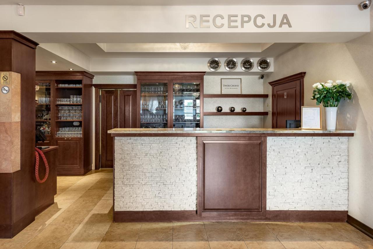 Kazimierówka Hotel Dwor Choiny מראה חיצוני תמונה